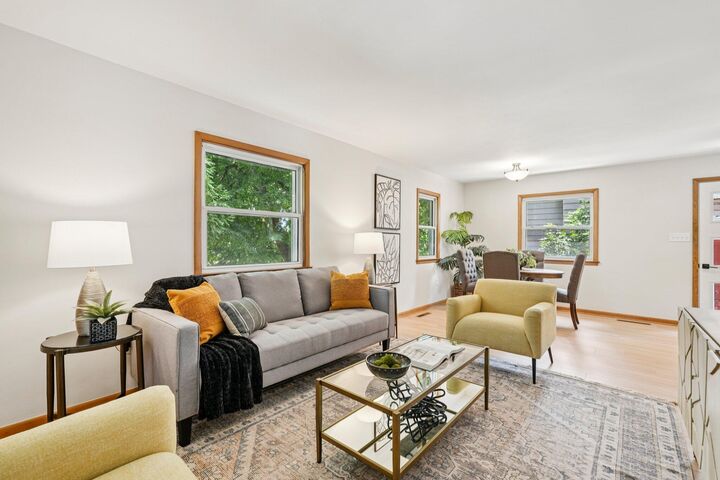 Property Photo: 118 Spring St WI 53073