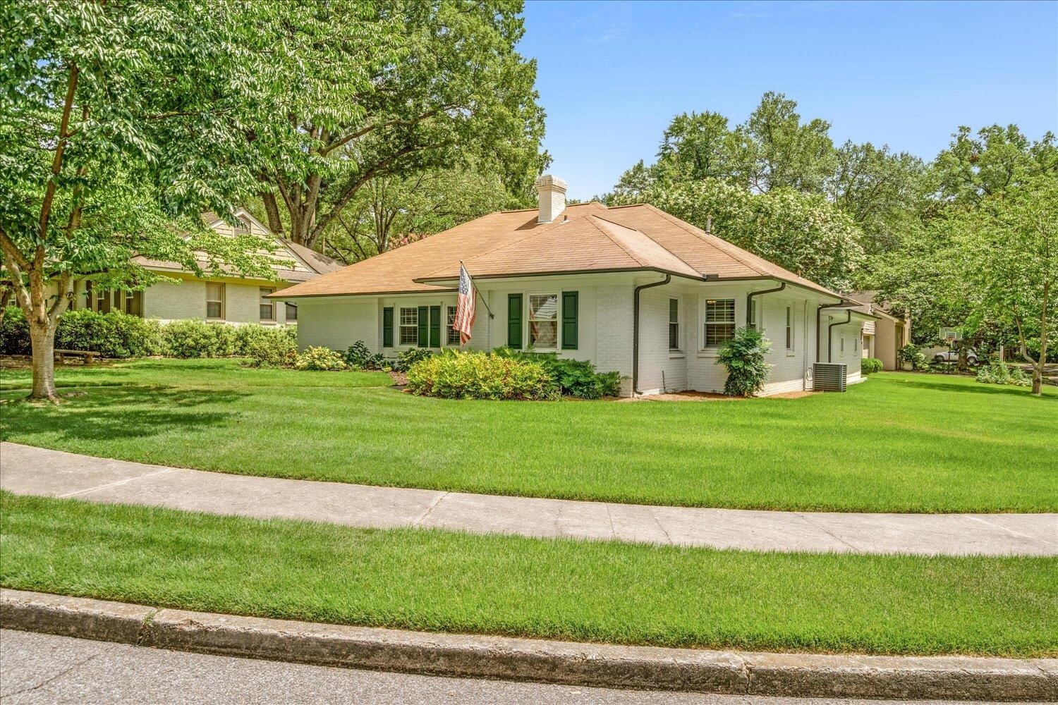 Property Photo: 3725 N Woodland Dr TN 38111