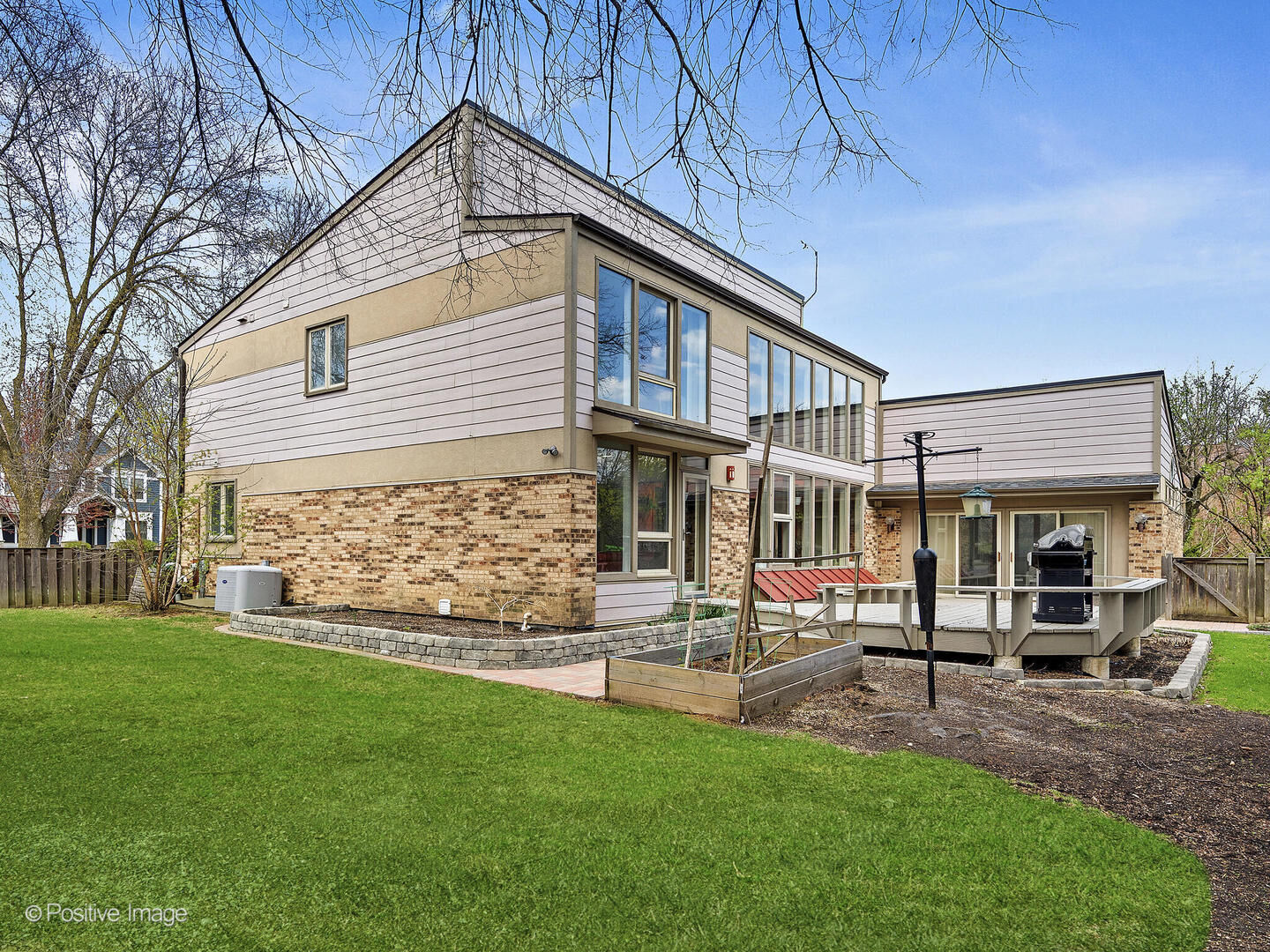 Property Photo: 56 Birchwood Avenue IL 60015
