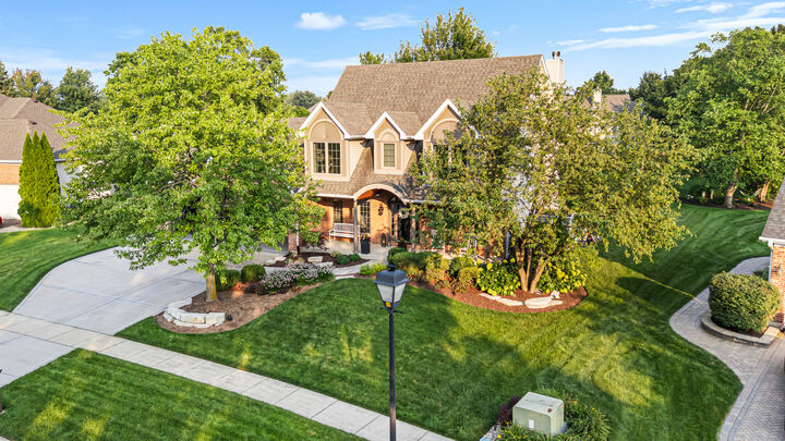 822 Pottawatomie Trail  Batavia IL 60510 photo