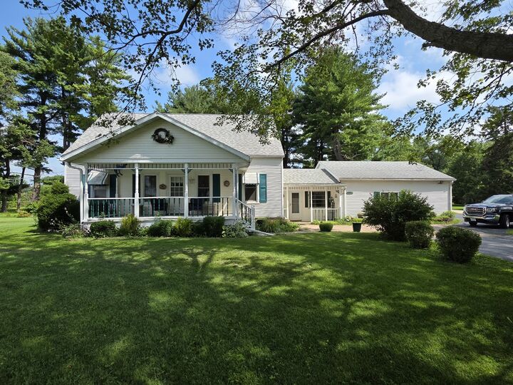 4404 Emerson Road  Sterling IL 61081 photo