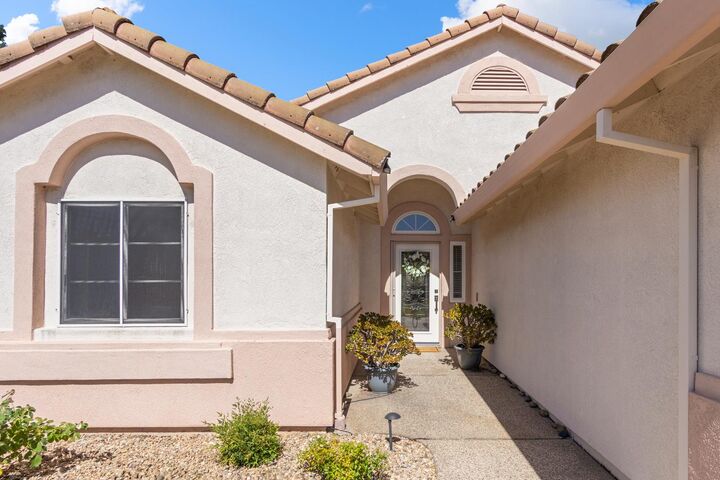 Property Photo:  624 Paddlewheel Court  CA 95747 