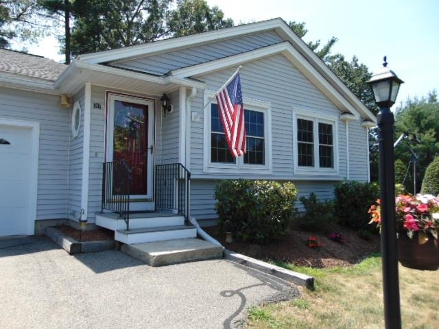 Property Photo: 37 Rainbow Drive NH 03053