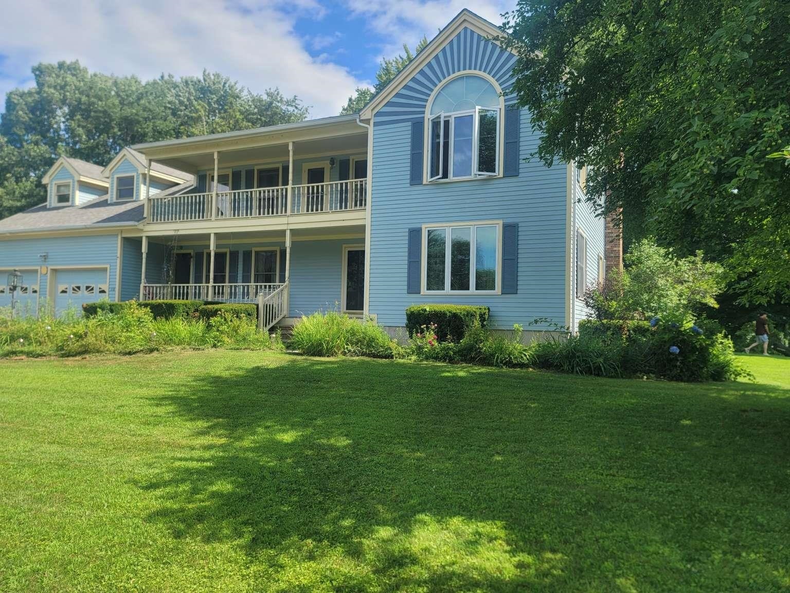 118 Stirling Place  Burlington VT 05408 photo