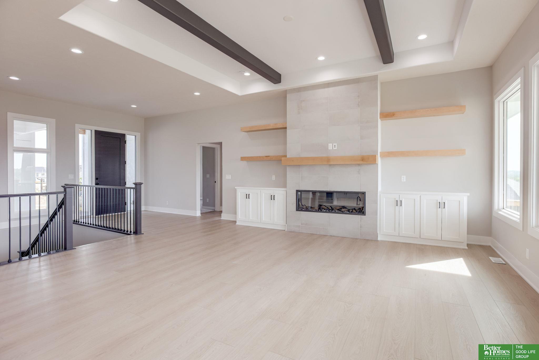 Property Photo:  10707 S 220th Street  NE 68028 