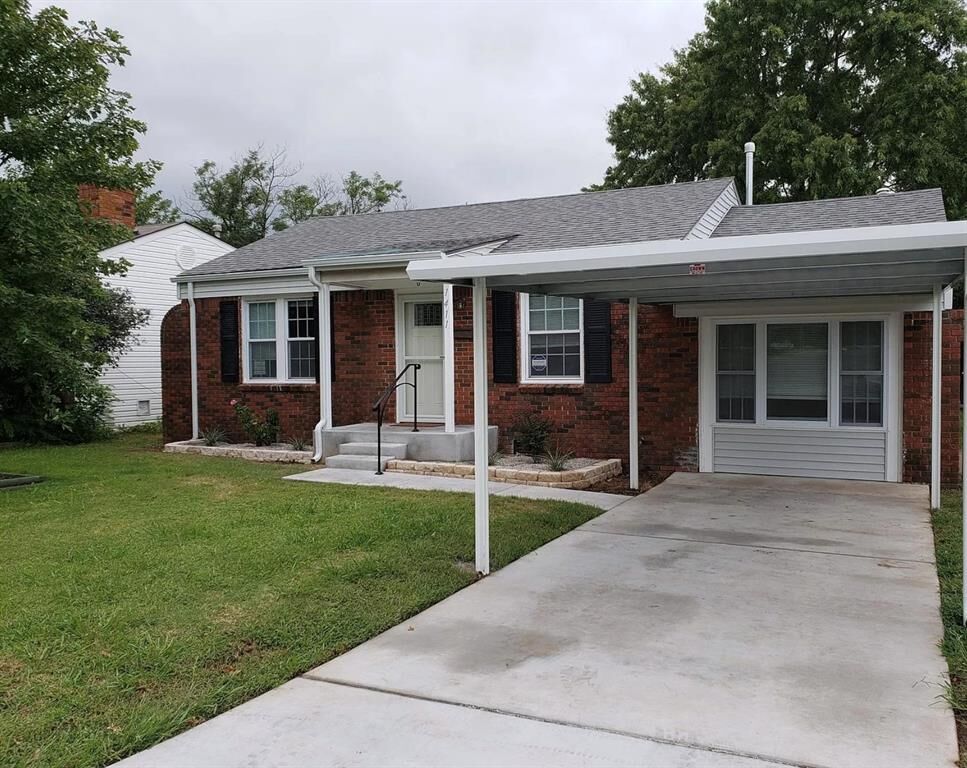 Property Photo: 1411 Felix Drive OK 73110