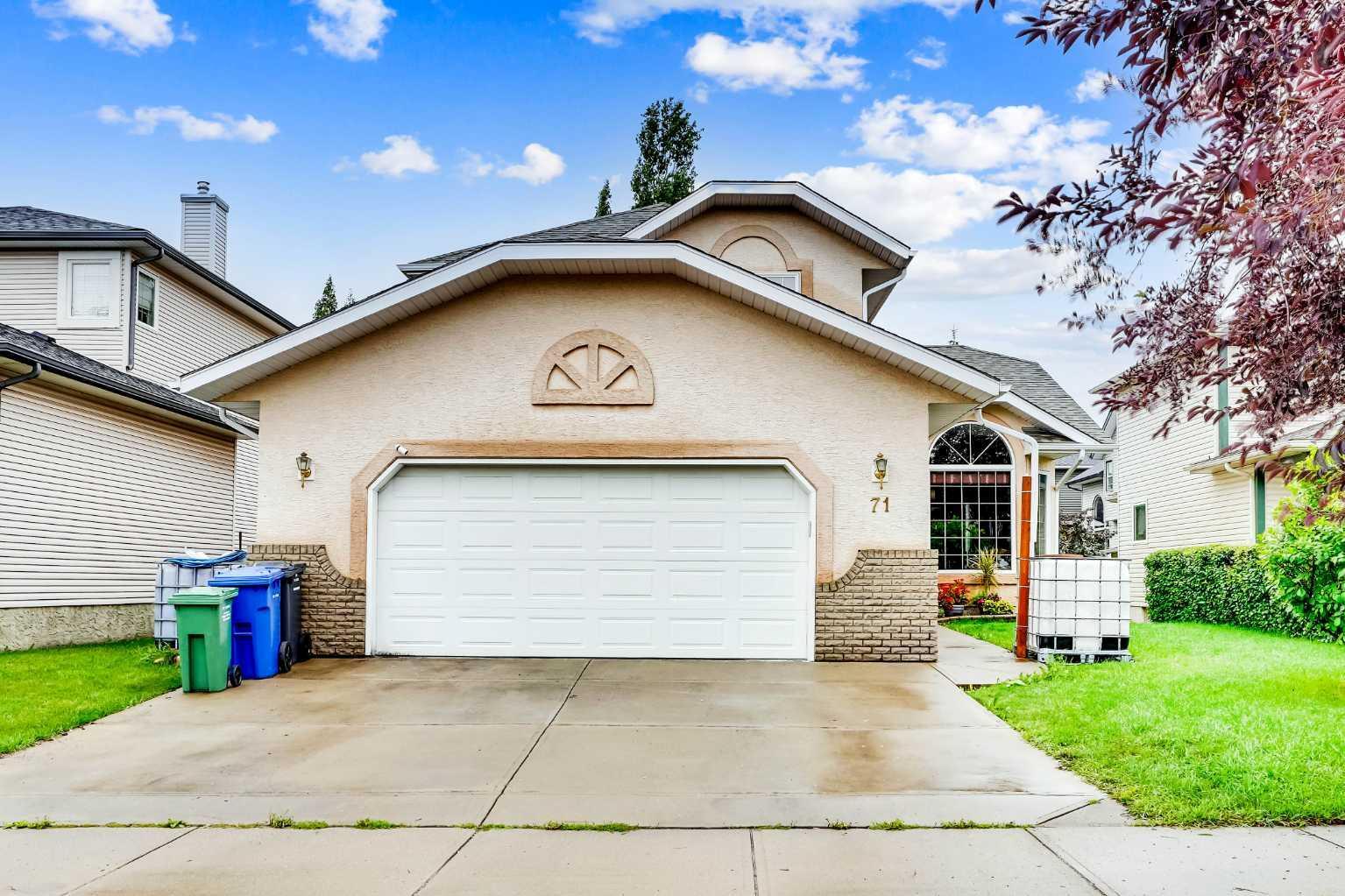 Property Photo: 71 Cimarron Drive AB T1S 1S6