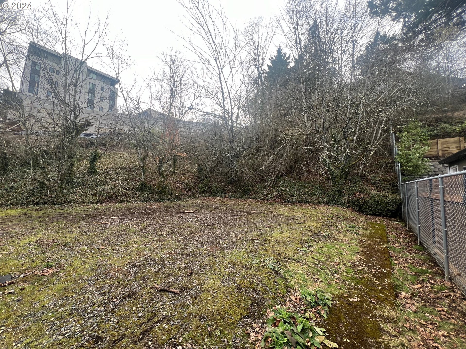 Property Photo:  3035 SW 11th Ave  OR 97239 