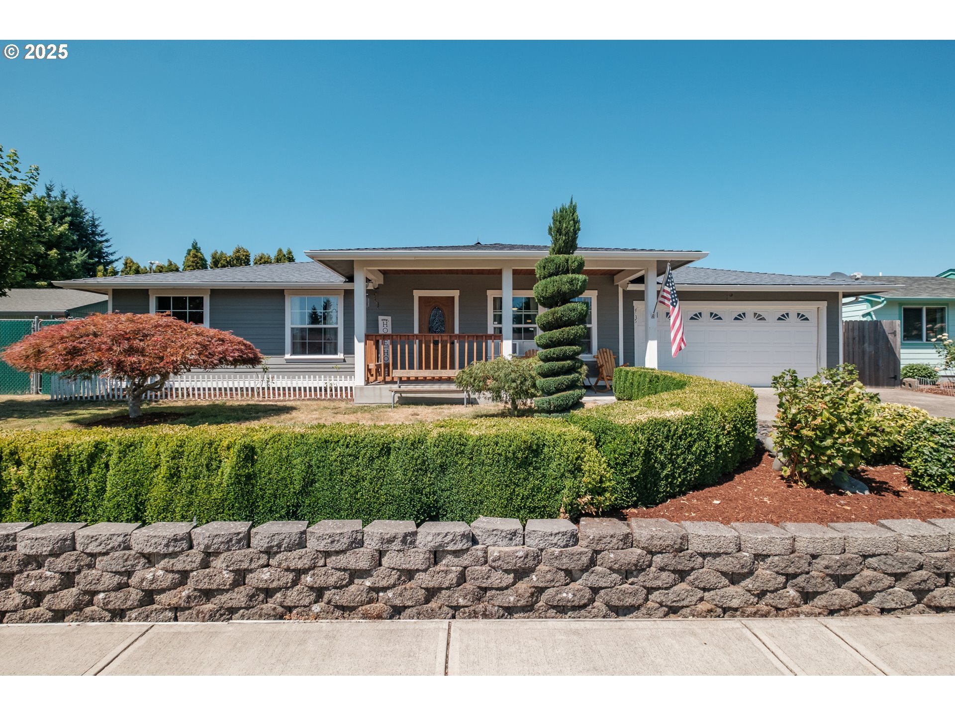 Property Photo:  4635 Coronation Ct  OR 97301 