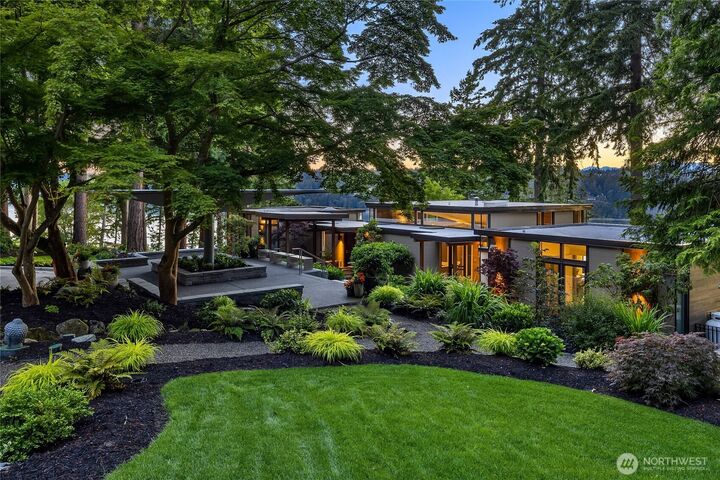 Property Photo: 7799 Hansen Road NE WA 98110