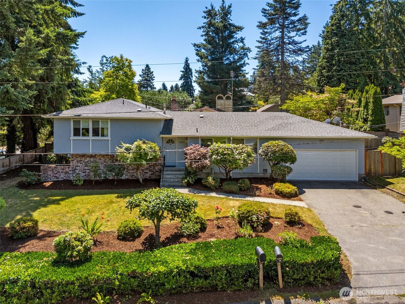 Property Photo:  12055  25th Avenue NE  WA 98125 