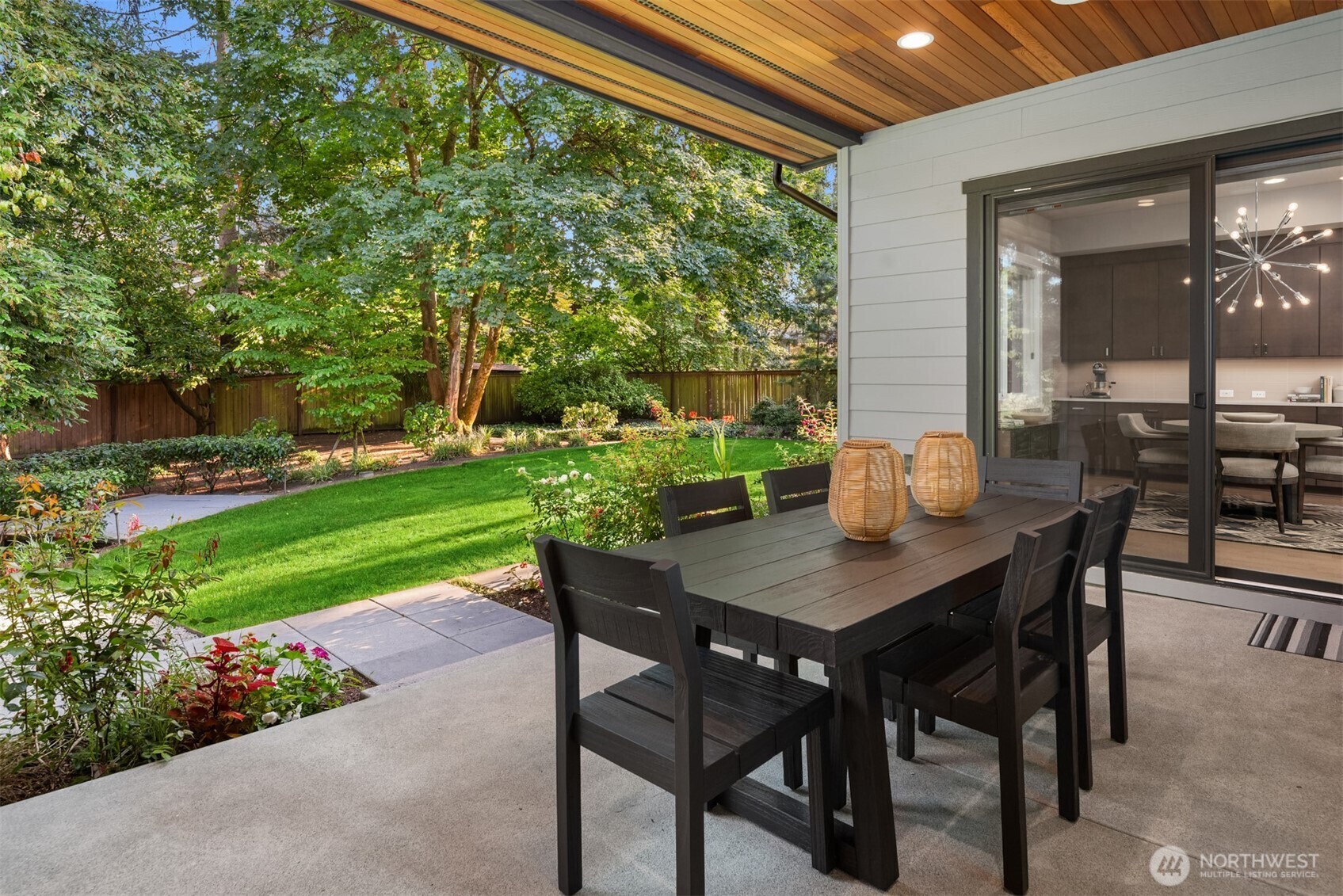 Photo de la propriété: 10453 SE 19th Street WA 98004