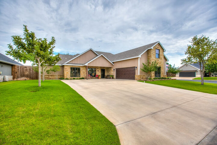 Property Photo: 2033 Silver Creek Court TX 76904