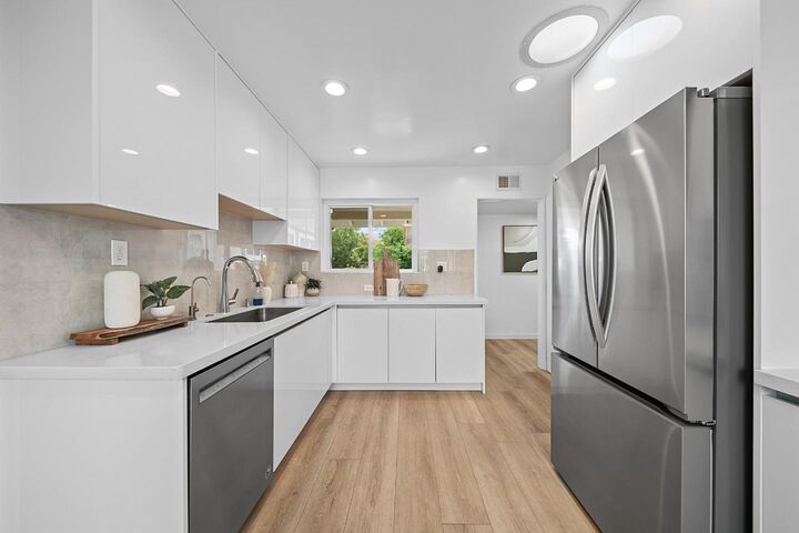 Property Photo: 857 Peach Avenue CA 94087