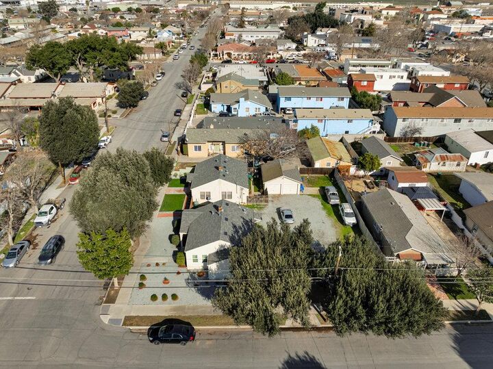 Property Photo:  427 & 431 Ellis St  CA 93930 