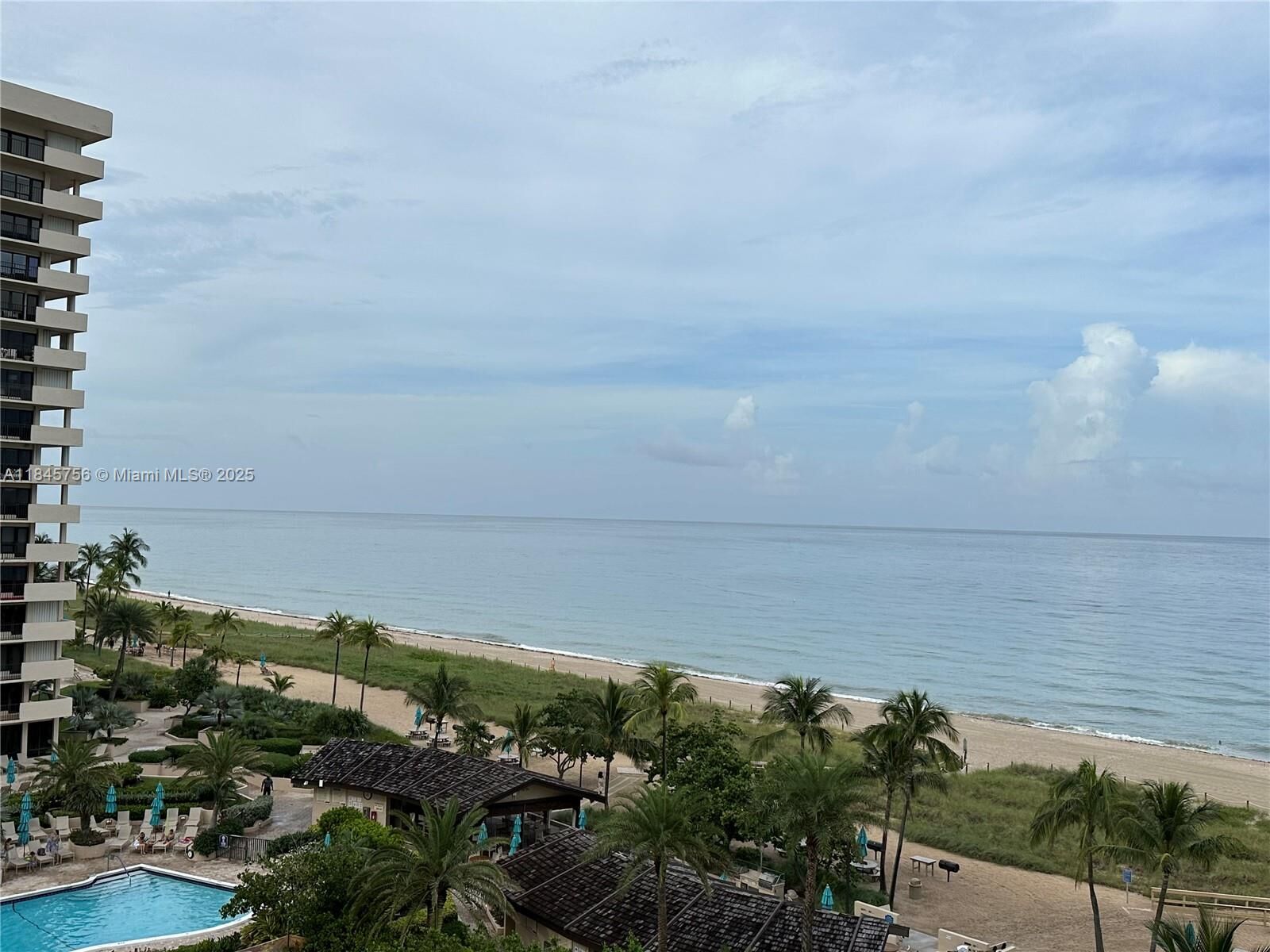 Property Photo:  4900 N Ocean Blvd 806  FL 33308 