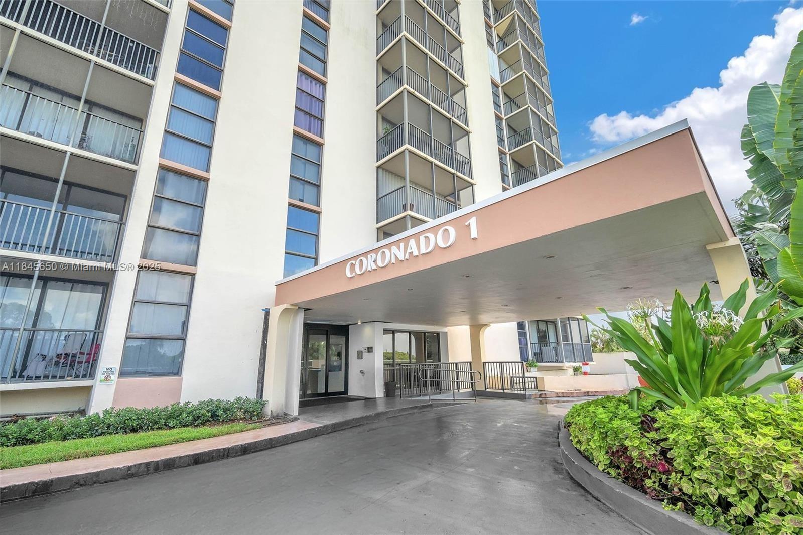 Property Photo:  20335 W Country Club Dr 206  FL 33180 