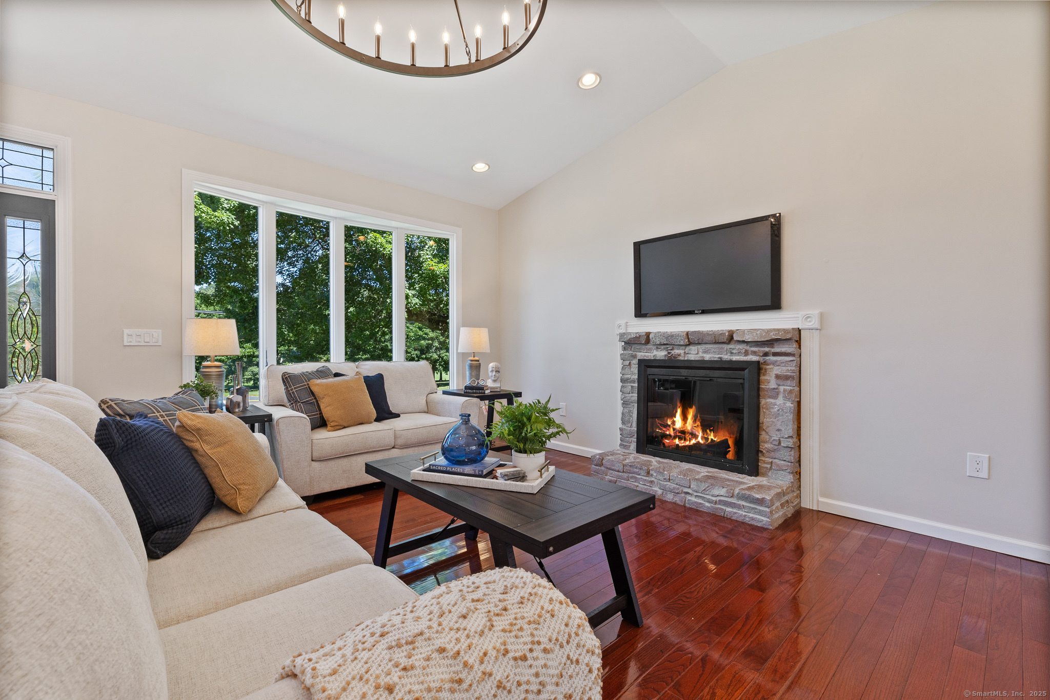 Property Photo: 577 Griffin Road CT 06074