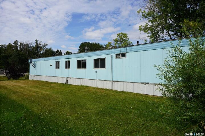 Property Photo:  237 1st Avenue  SK S0J 0E0 