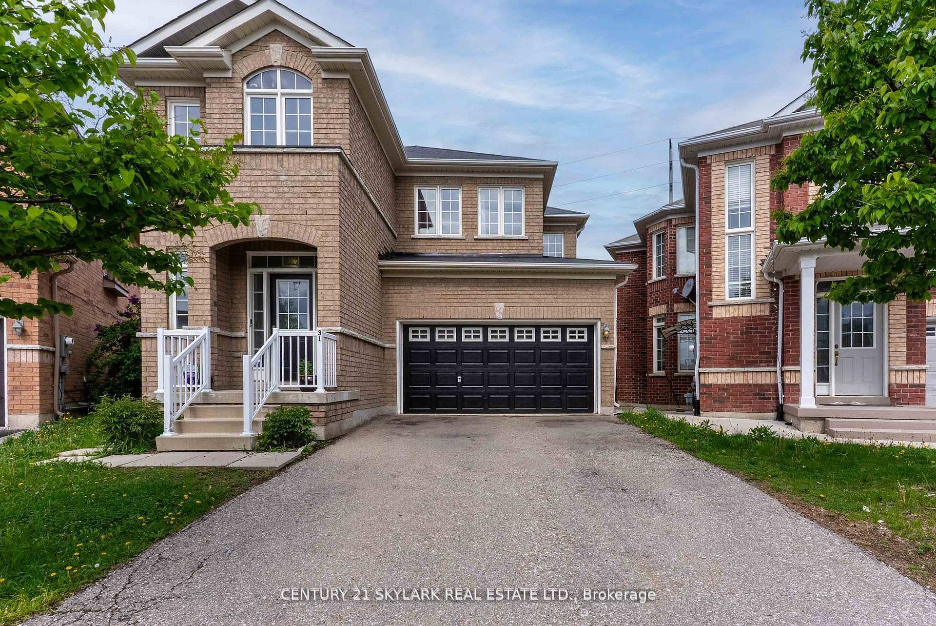 Photo de la propriété: 31 Joywill Court ON L7A 3T9