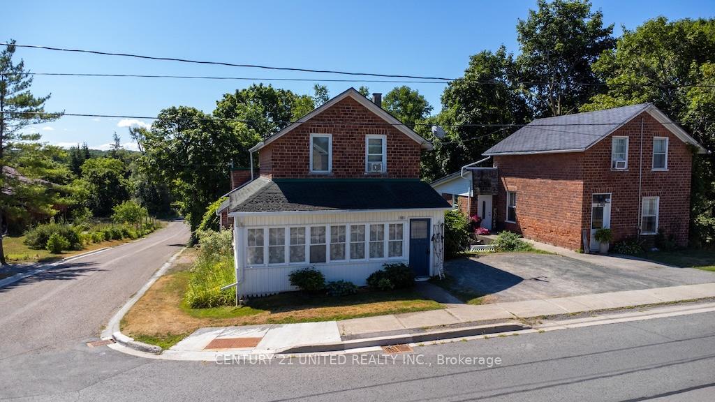 Property Photo:  60 Albert Street E  ON K0L 1Y0 