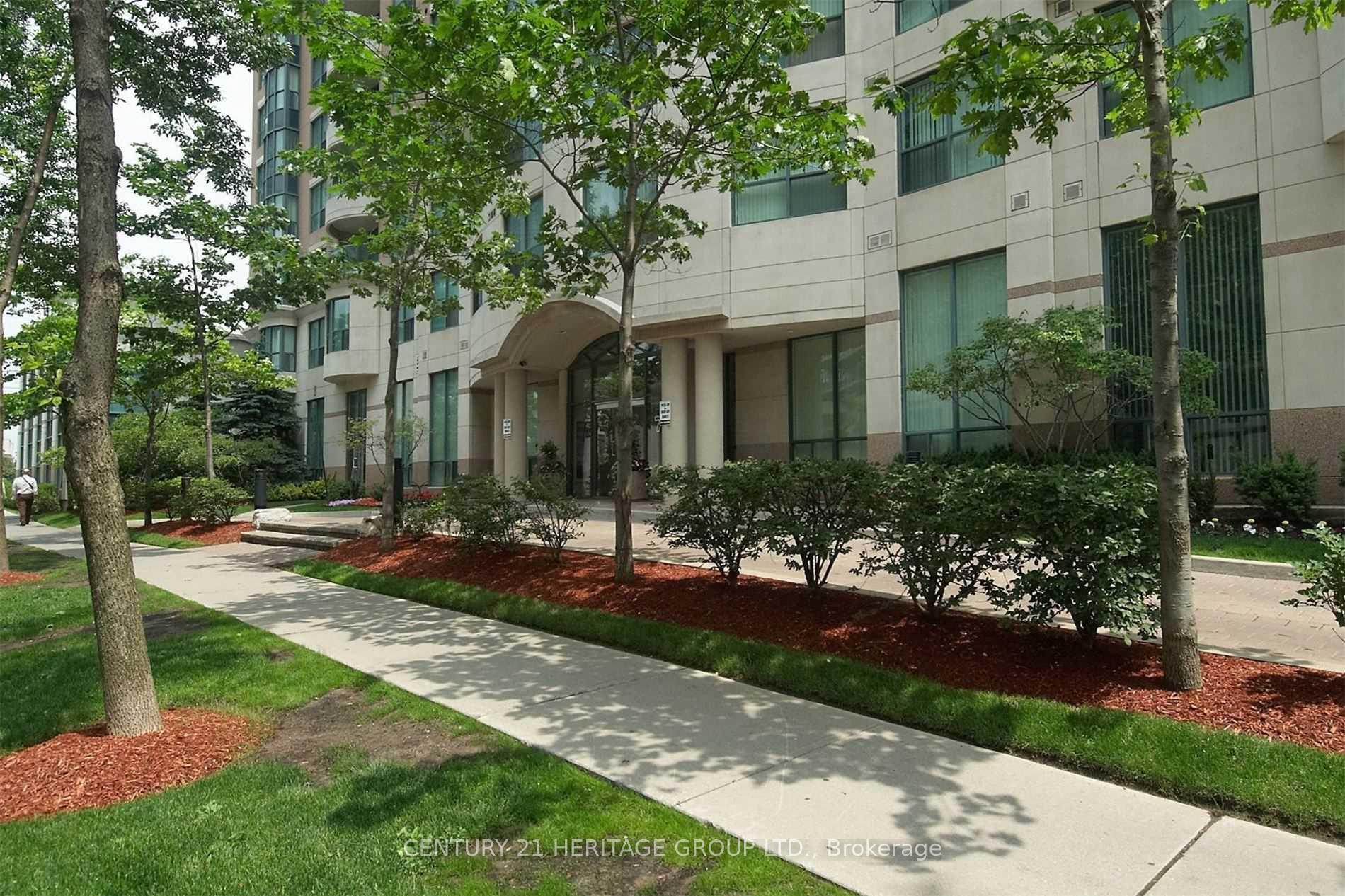 Photo de la propriété:  7 Lorraine Drive 1103  ON M2N 7H2 