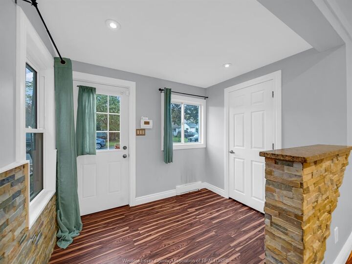 Property Photo:  674 Eugenie Street East  ON N8X 3Y4 