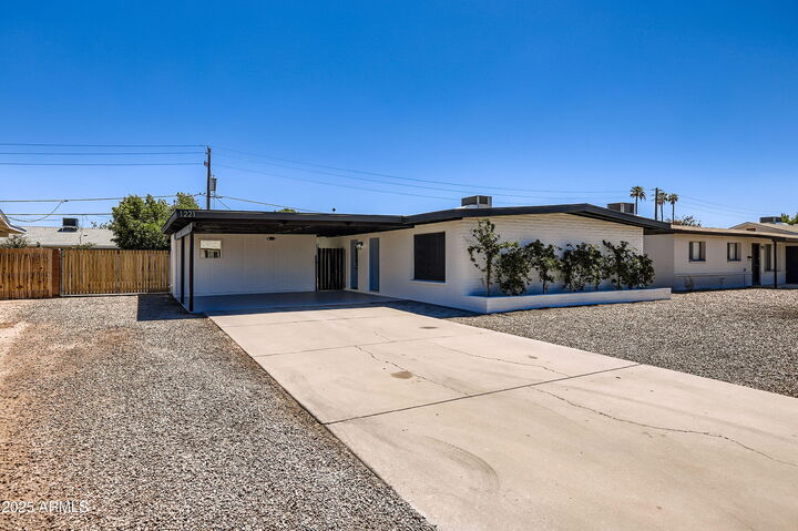 1221 E Broadmor Drive  Tempe AZ 85282 photo