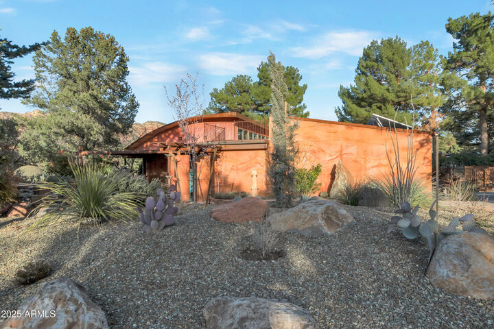 Property Photo:  425 Montazona Trail  AZ 86351 