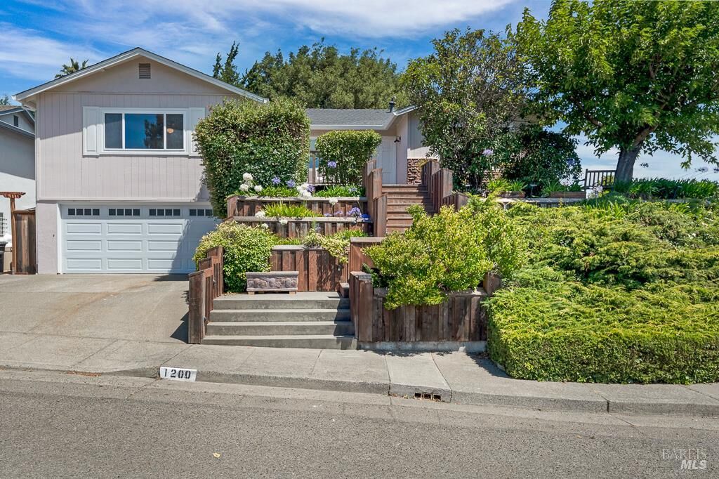 Property Photo: 1200 James Way CA 94952
