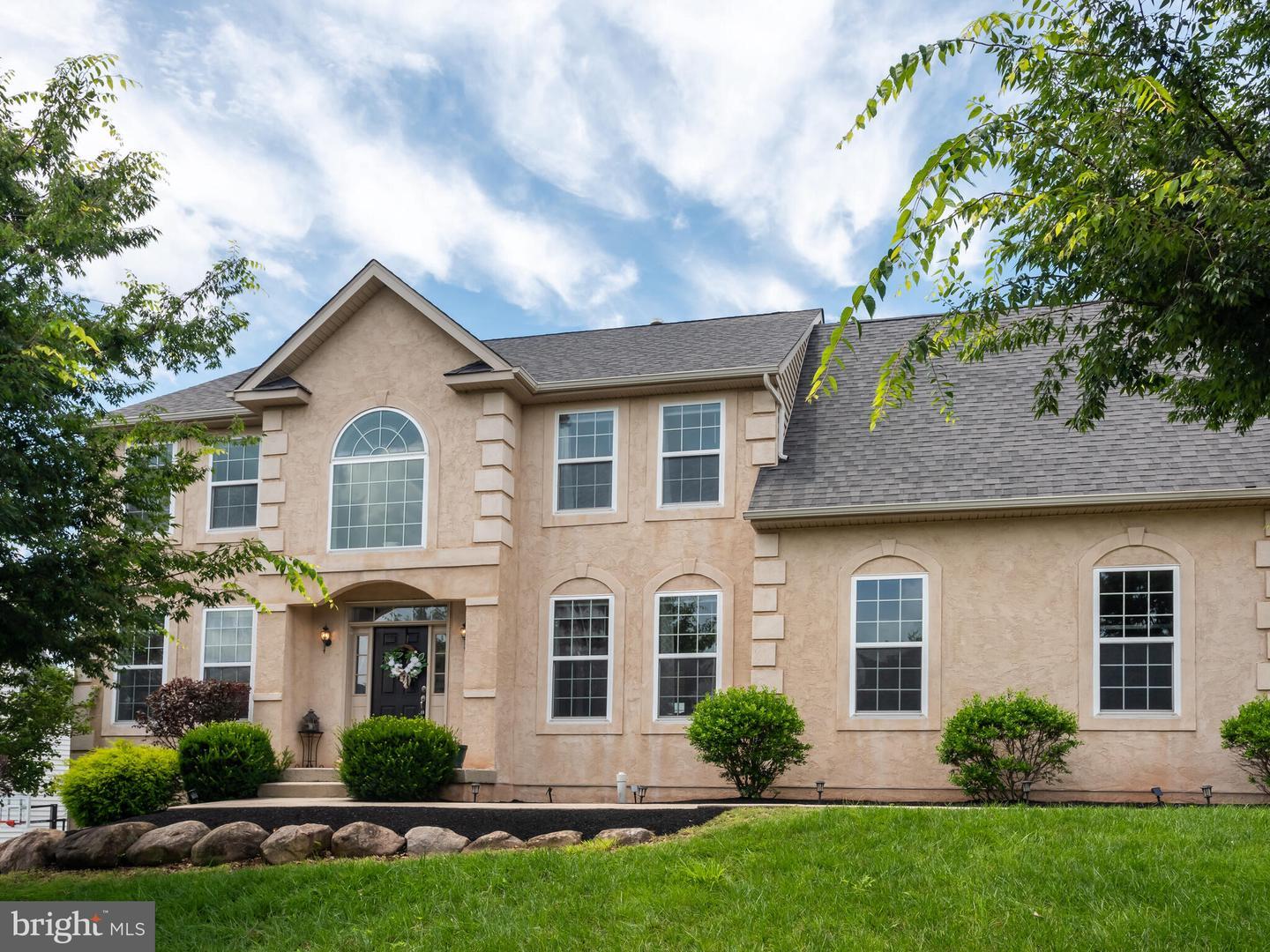 582 Championship Drive  Harleysville PA 19438 photo