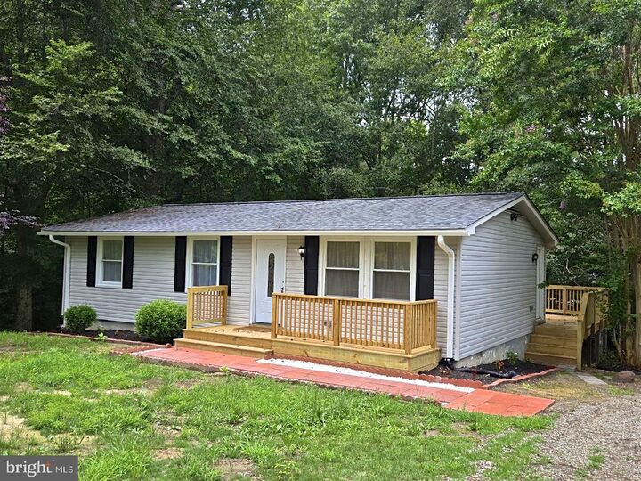 Property Photo: 18113 Vip Jon Road VA 22546