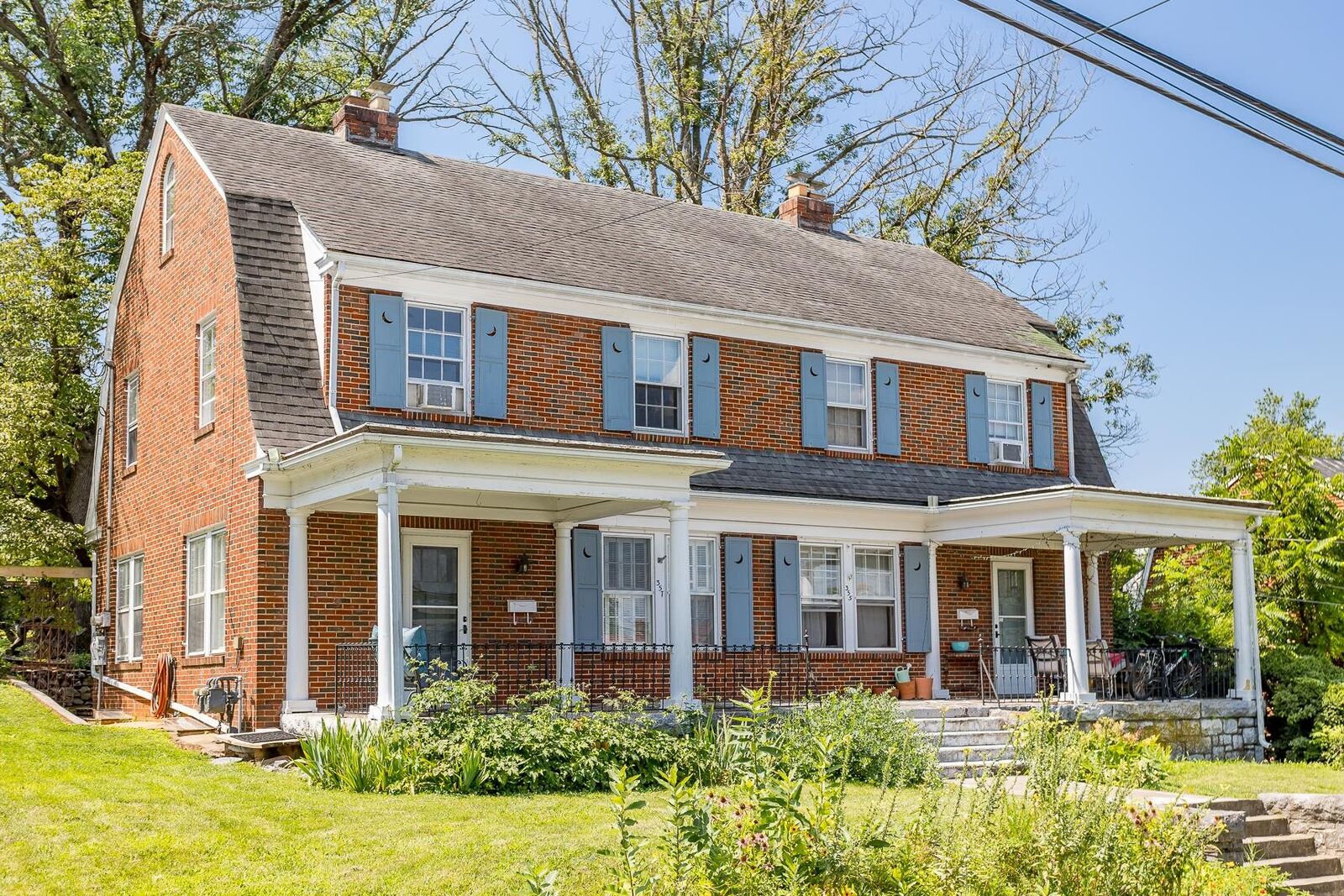 Property Photo:  355-357 Franklin St  VA 22801 