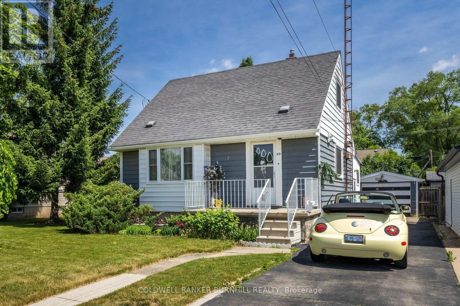 Photo de la propriété: 69 Alexander Drive ON N3T 5C6