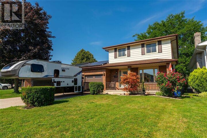 Property Photo: 607 Bristol Street ON N7S 5S7