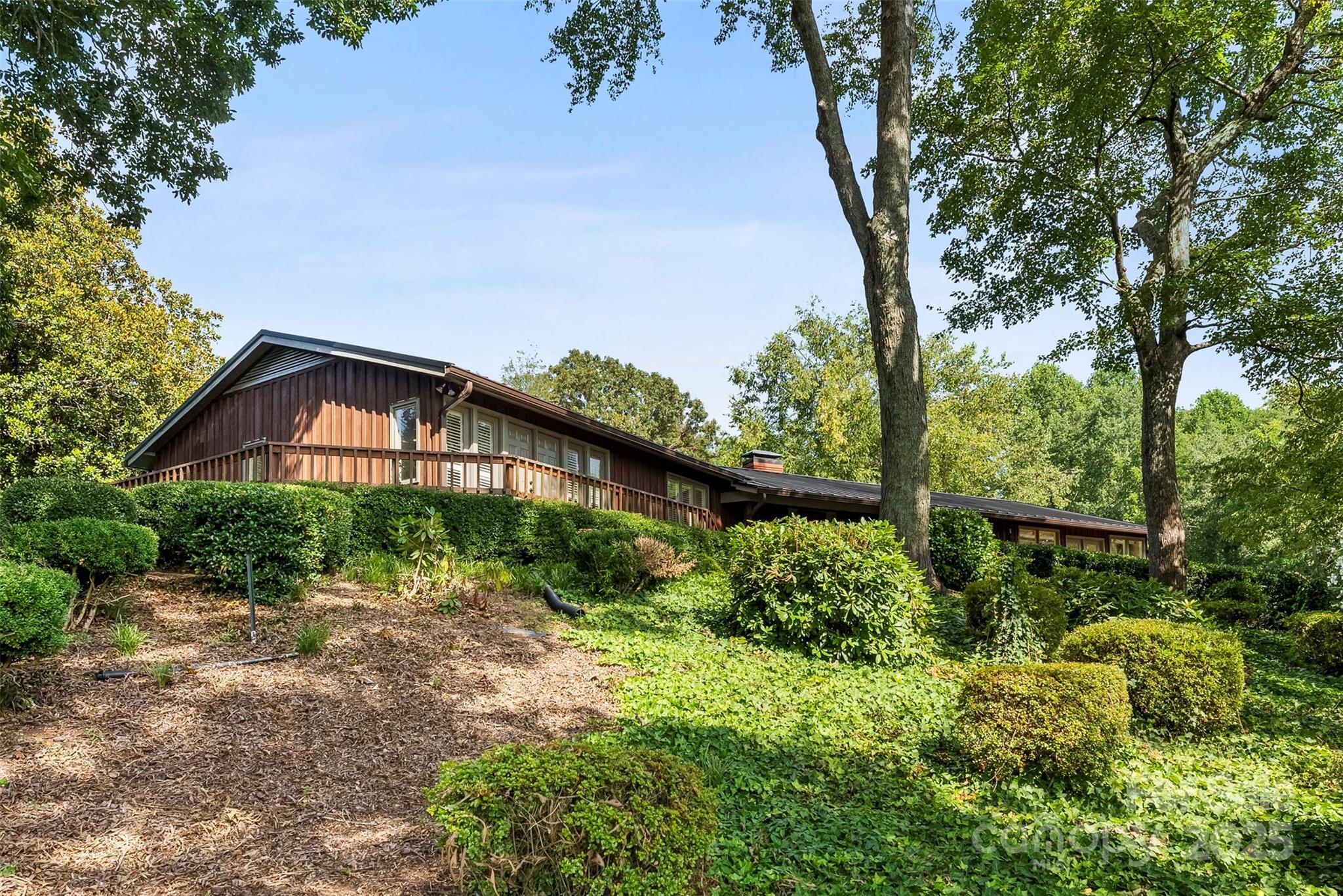 Property Photo: 2927 Old Stage Road NC 28052