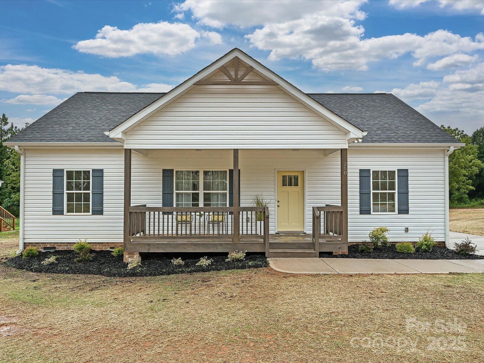 Property Photo:  260 Old Pinckney Road  SC 29745 