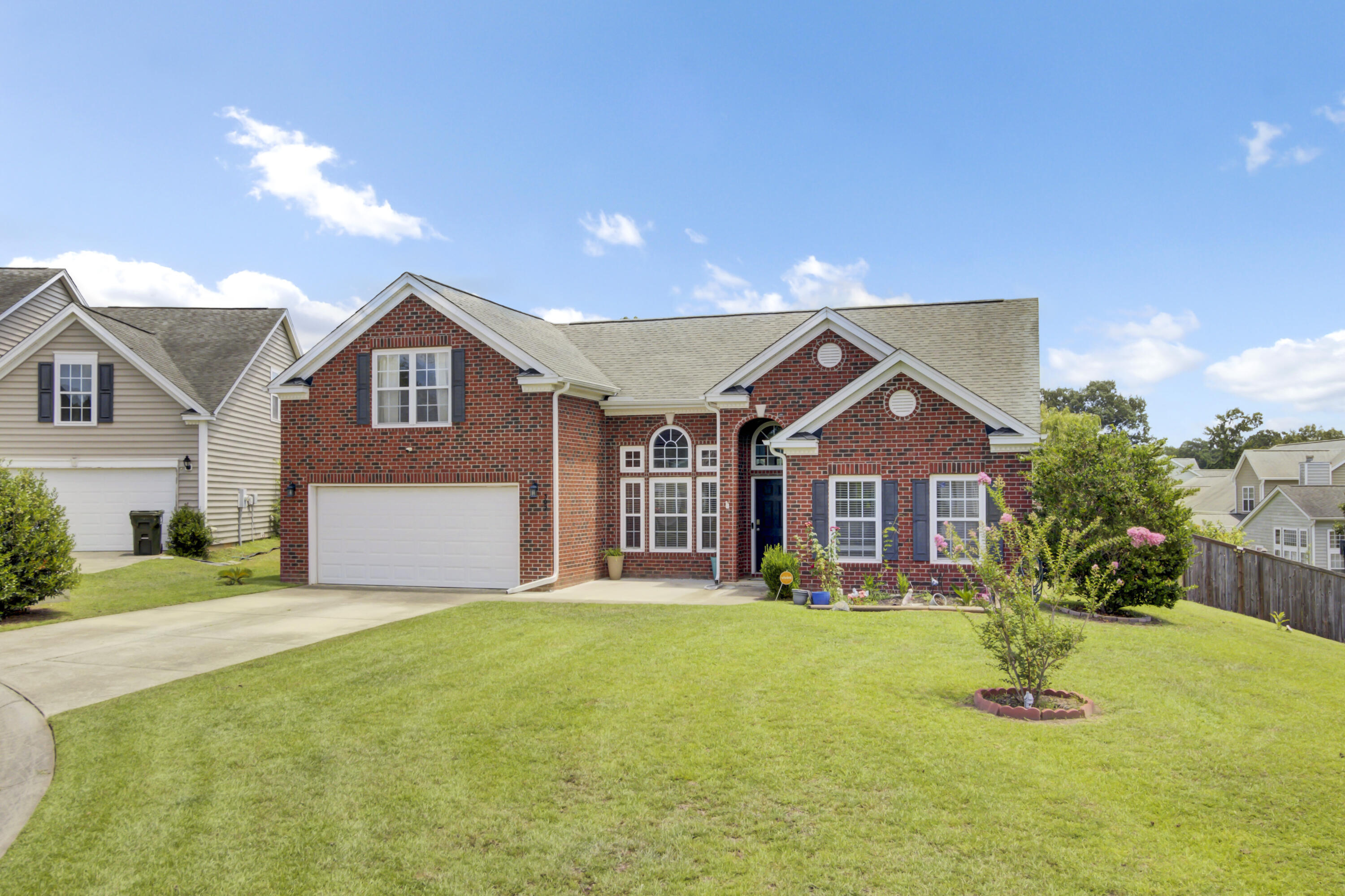 Property Photo:  302 Owl Watch Way  SC 29461 