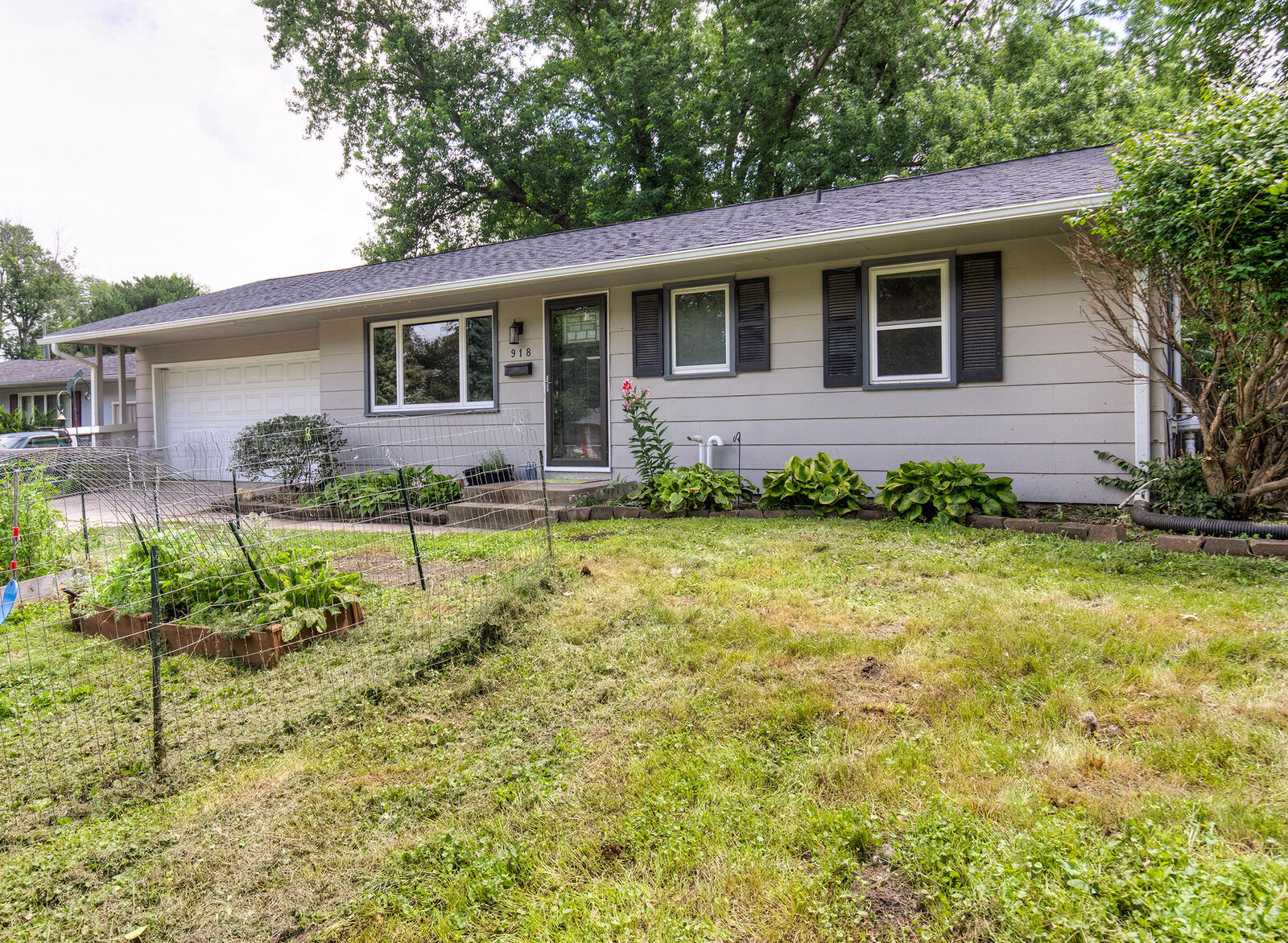 Property Photo: 918 Arizona Avenue IA 50014