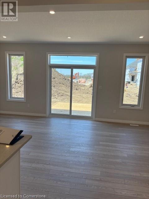 Photo de la propriété:  9 Hemlock Crescent  ON N5H 0B9 