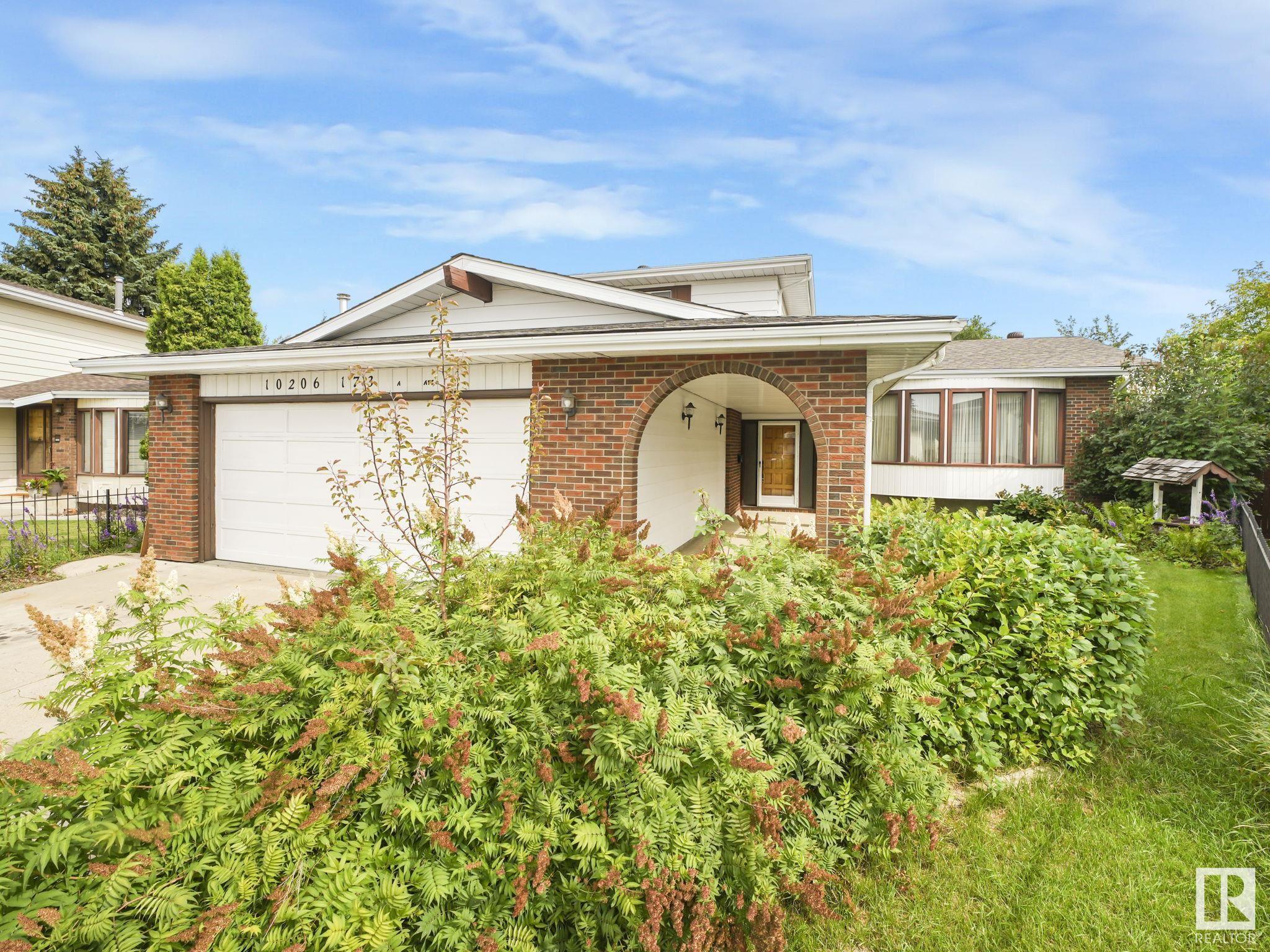 Property Photo: 10206 173A Avenue NW AB T5X 3X2