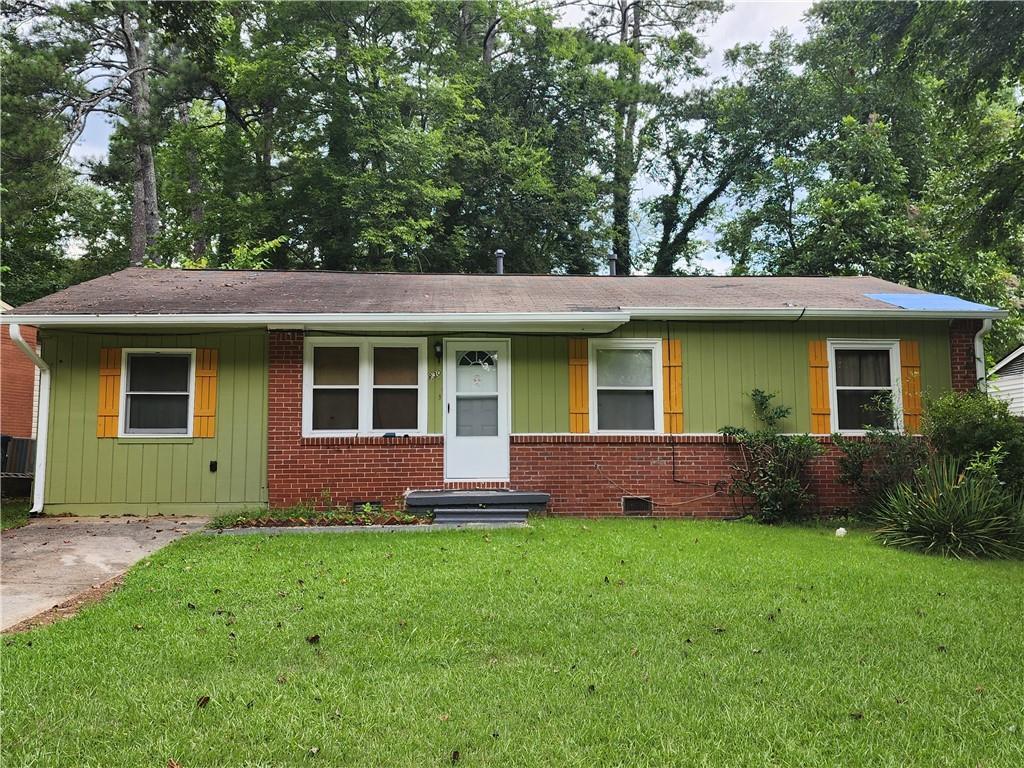830 Sandy Creek Drive NW  Atlanta GA 30331 photo