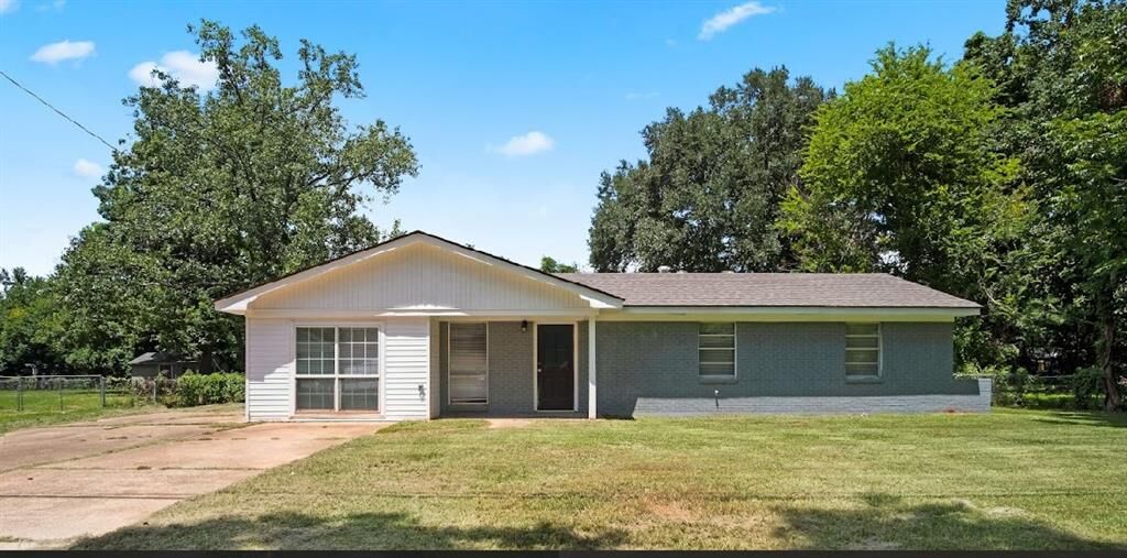 Property Photo: 5306 Lanny Street LA 71303