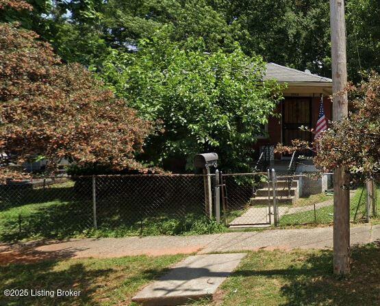 Property Photo:  3665 Wheeler Ave  KY 40215 
