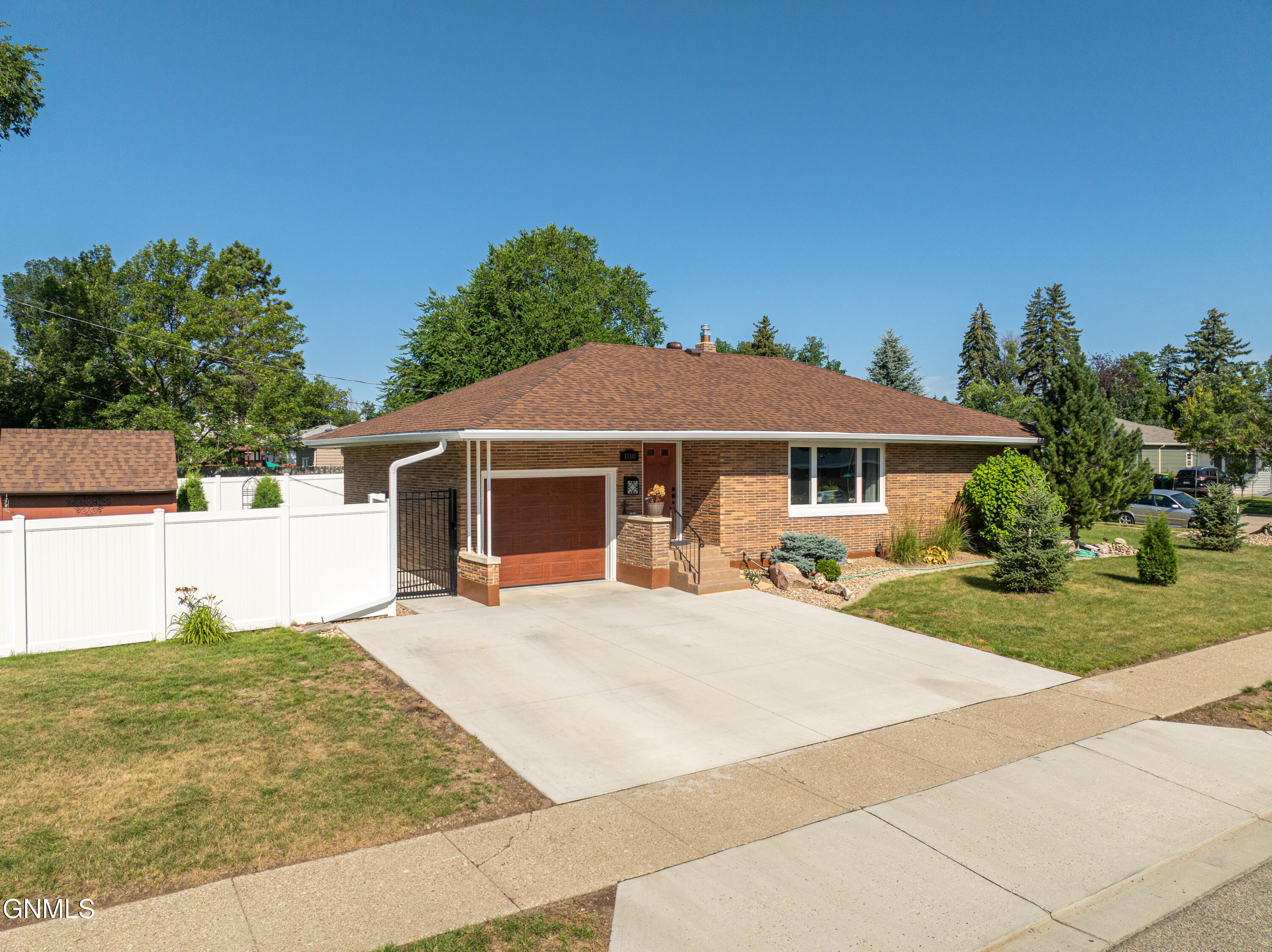 1110 N 1st Street  Bismarck ND 58501 photo