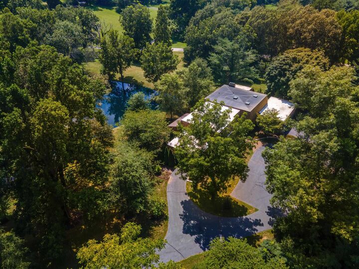 Property Photo: 4210 Deepwood Dr KY 42420