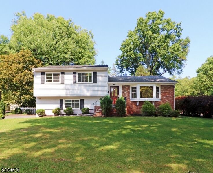 Property Photo: 237 Runnymede Pkwy NJ 07974