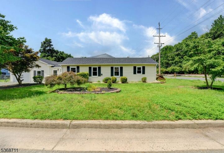 Property Photo:  6 Main St  NJ 08828 