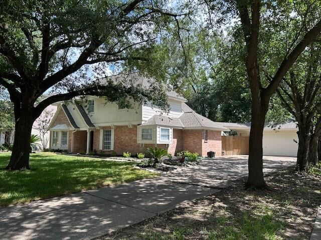 Property Photo:  17610 Cassina Drive  TX 77388 