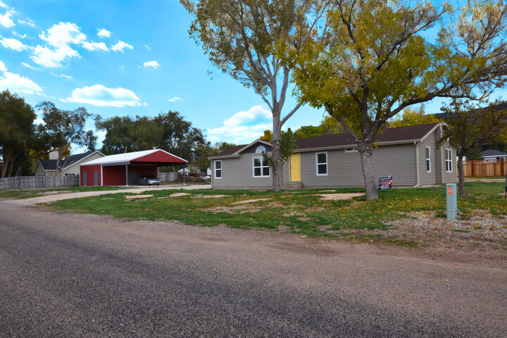 Property Photo:  184 W Center St  UT 84742